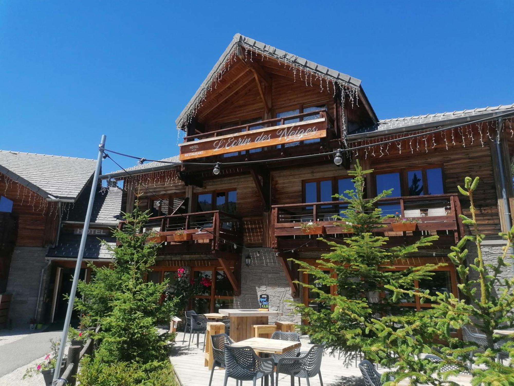 לה ז'ו דו לו Sunweb Hotel L'Ecrin Des Neiges מראה חיצוני תמונה
